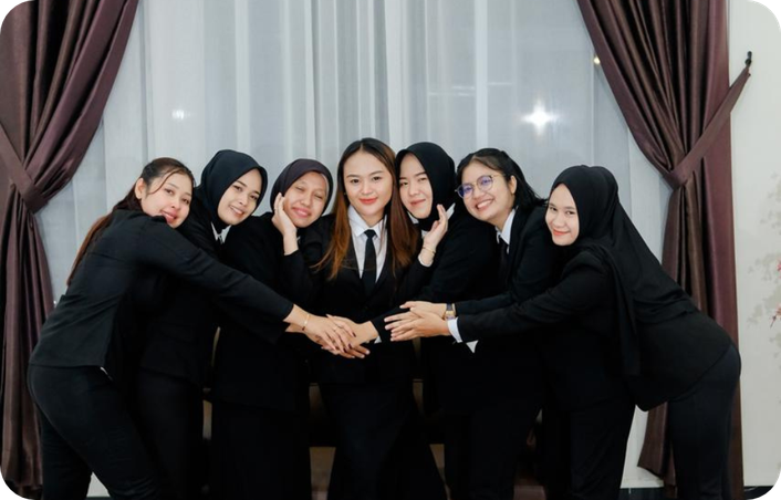 Staff 4
